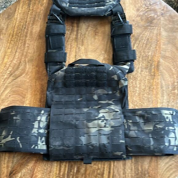 Quick Release 1000D Nylon Outdoor Survival Protection Vest-Breathable Mesh Pads - Picture 8 of 11